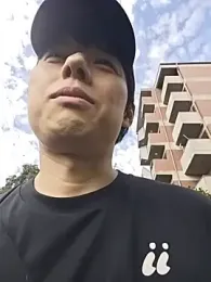 whitebriefboy xem trước webcam
