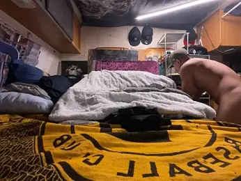 OmarSalasxh33 xem trước webcam
