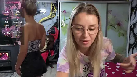 ảnh stream của luxurydoll21