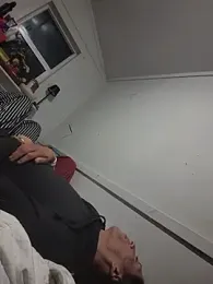 gurlnips xem trước webcam